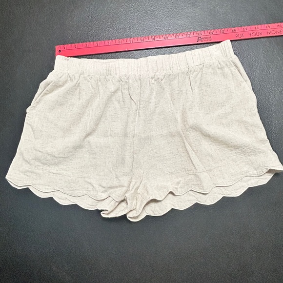 Umgee Pants - Umgee High Waist Cream Scalloped Hem Shorts